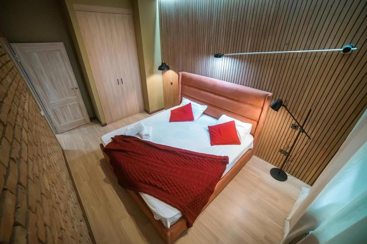 Hotel Manica Vavilon Алма Ата Екстериор снимка