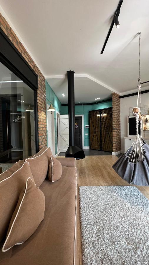 Hotel Manica Vavilon Алма Ата Екстериор снимка