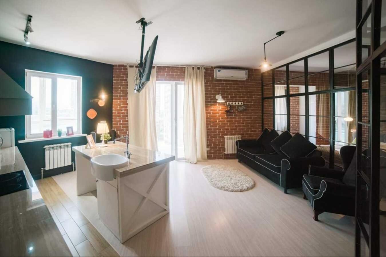 Hotel Manica Vavilon Алма Ата Стая снимка