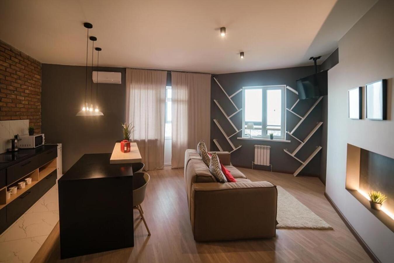 Hotel Manica Vavilon Алма Ата Стая снимка